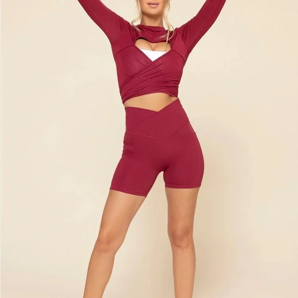 Bow back long sleeve in Ruby - Picture 8 of 8